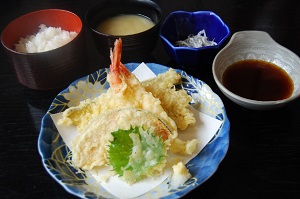 地魚入り天ぷら定食