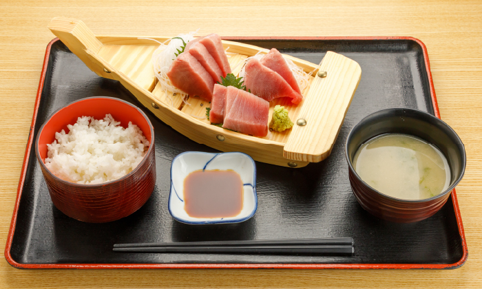 本鮪 中トロ刺身盛り定食