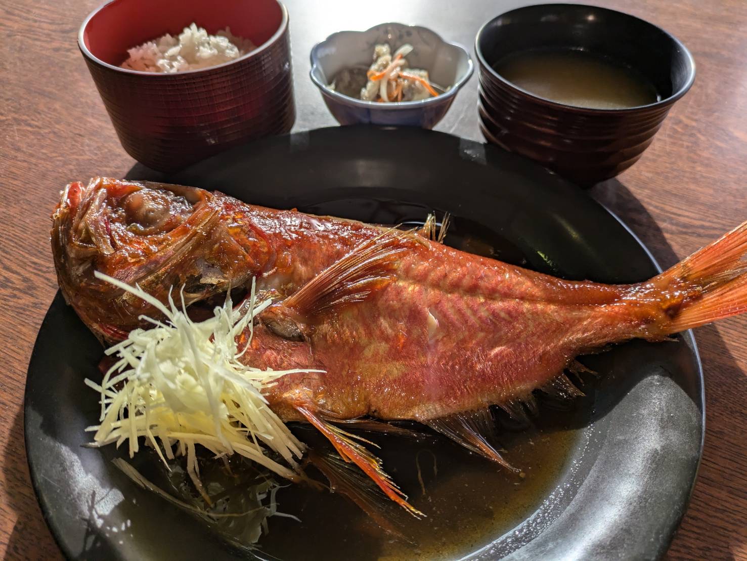 天ぷら盛り合わせ定食